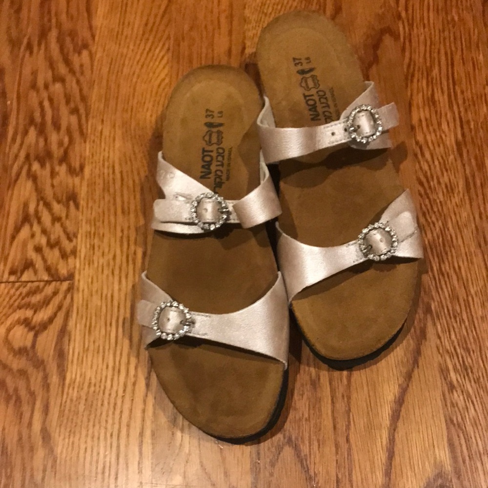 New Naot Sandal